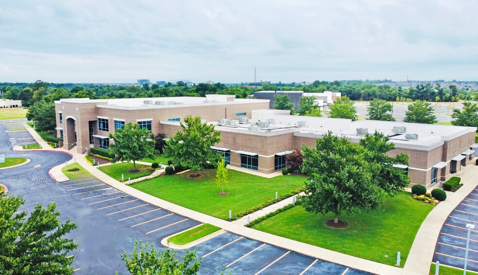 3605 W Southern Hills Blvd, Rogers, AR for sale - Building Photo - Image 2 of 11