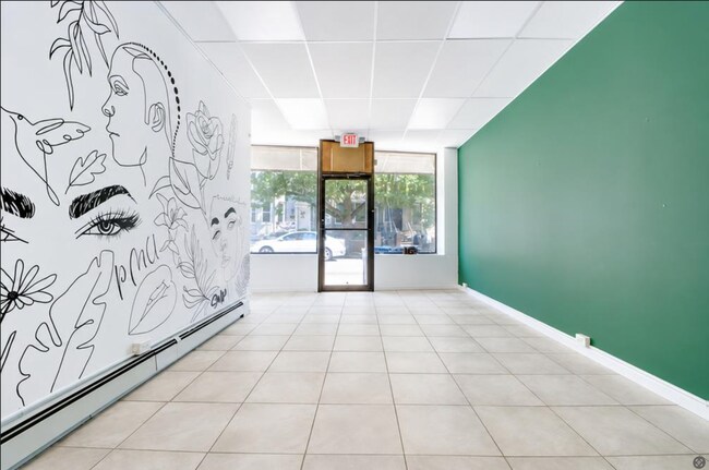 Plus de détails pour 65-05 Cooper Ave, Queens, NY - Commerce de détail à louer