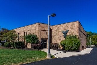 5180 E Main St, Columbus, OH for lease Interior Photo- Image 1 of 20