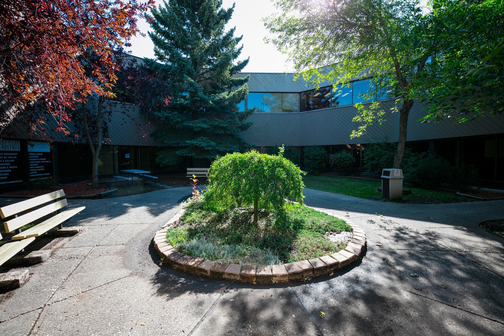 1935 32 Av NE, Calgary, AB à vendre Photo du bâtiment- Image 1 de 1