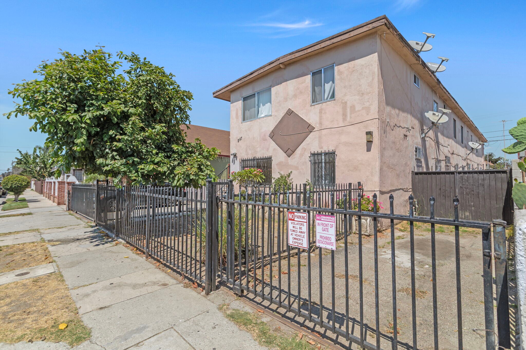 847 E 24th St, Los Angeles, CA à vendre Photo du bâtiment- Image 1 de 1