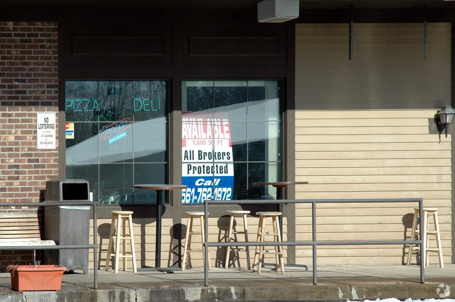 511 E Genesee St, Fayetteville, NY for lease - Building Photo - Image 3 of 7