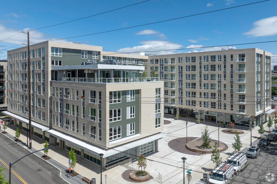 2070 NW Quimby St, Portland, OR à louer - Photo principale - Image 2 de 13