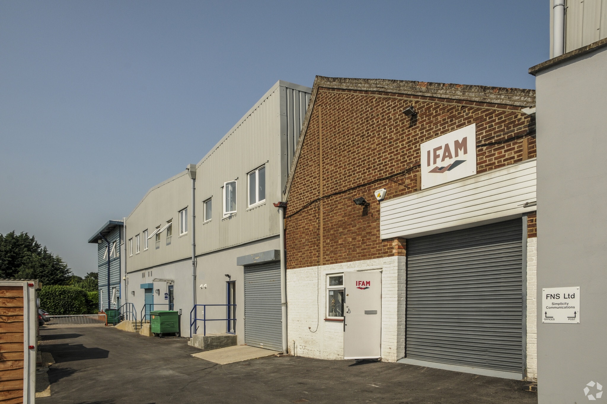 Station Rd, Kings Langley for lease Building Photo- Image 1 of 6