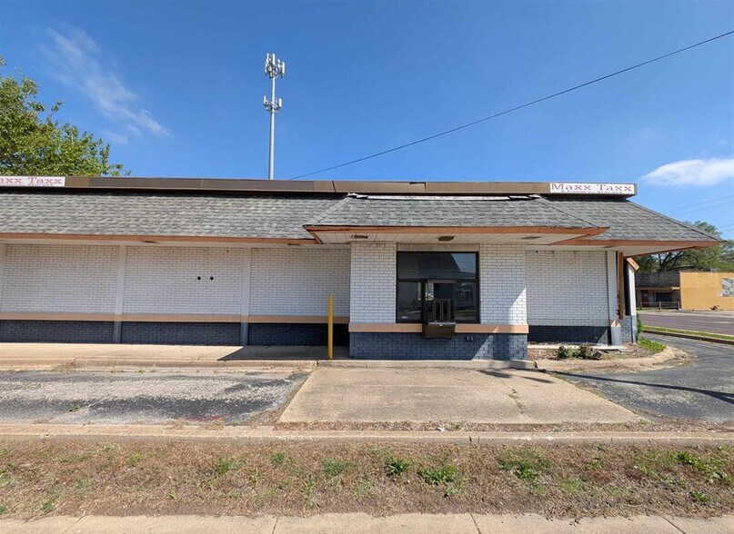 435 S Western Ave, Peoria, IL à louer - Photo du bâtiment - Image 3 de 13