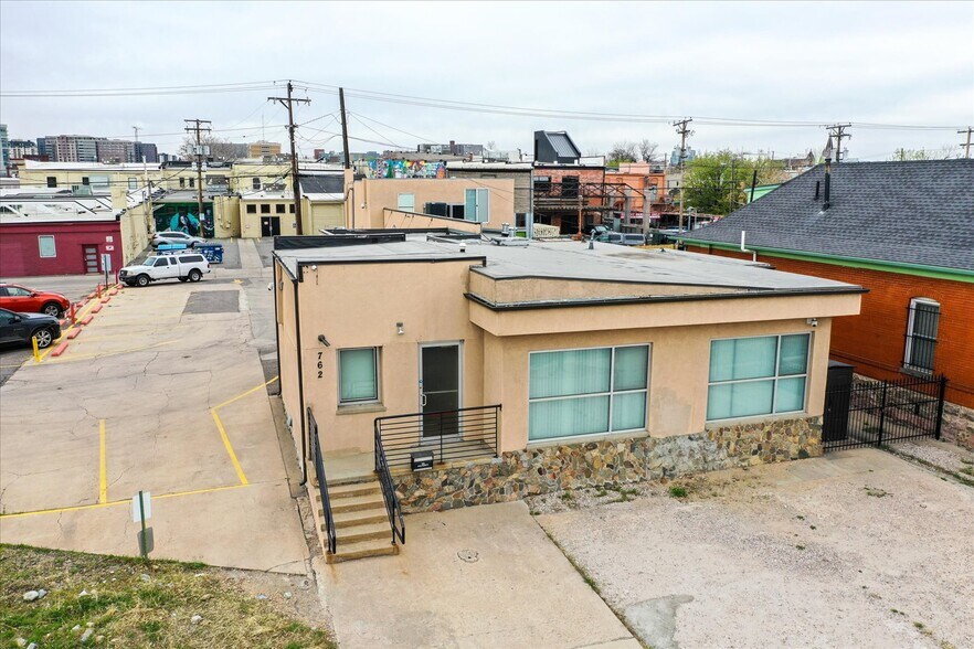 762 Kalamath St, Denver, CO à vendre - Photo du bâtiment - Image 2 de 29