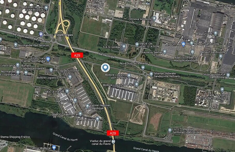 Industrial in Oudalle for lease - Building Photo - Image 2 of 11