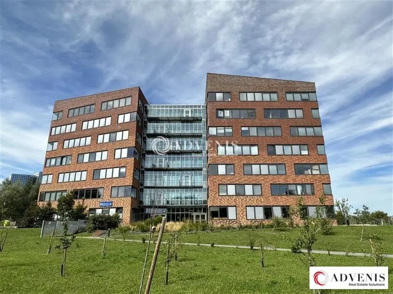Office in Roubaix for lease Building Photo- Image 1 of 11