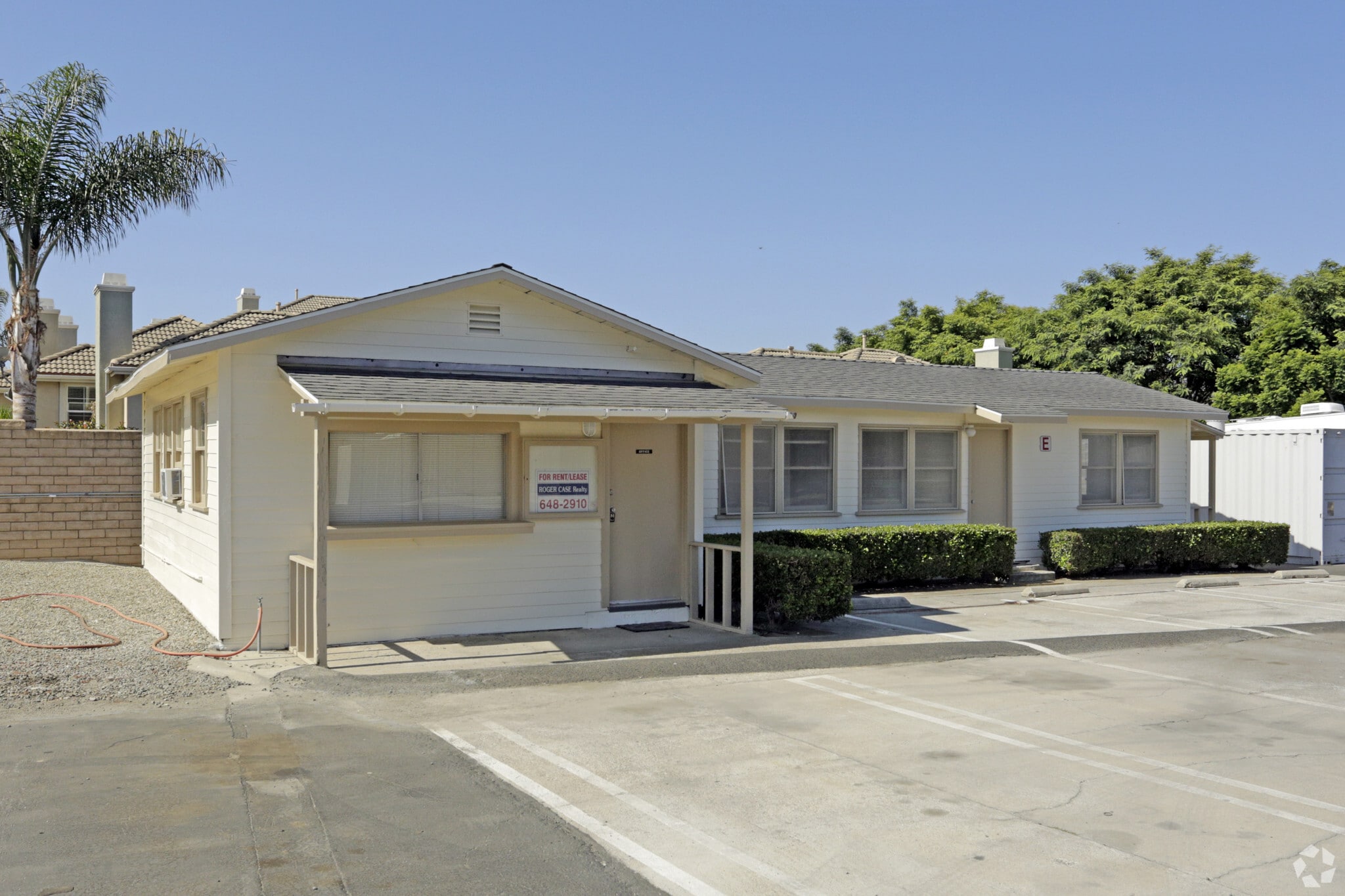 2457 N Ventura Ave, Ventura, CA for lease Building Photo- Image 1 of 9