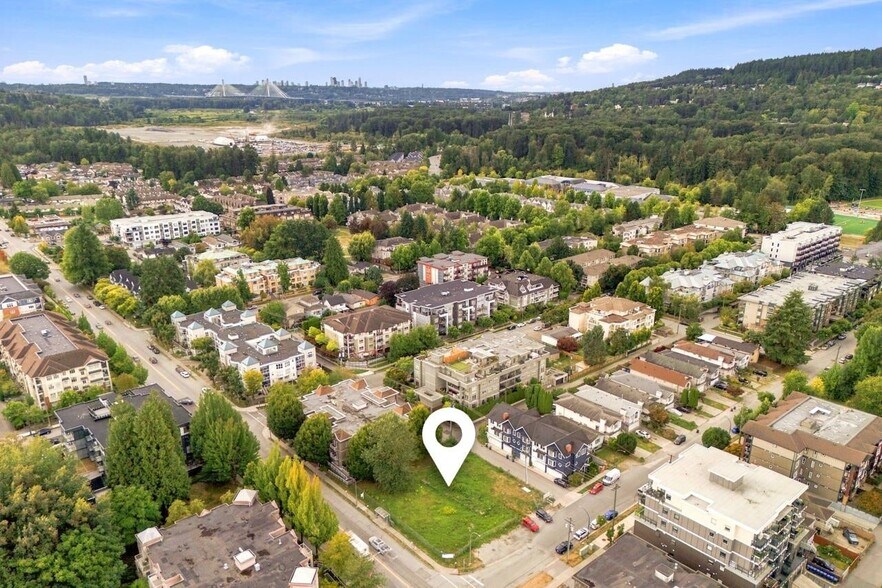 2381 Shaughnessy St, Port Coquitlam, BC à vendre - Photo du bâtiment - Image 3 de 5