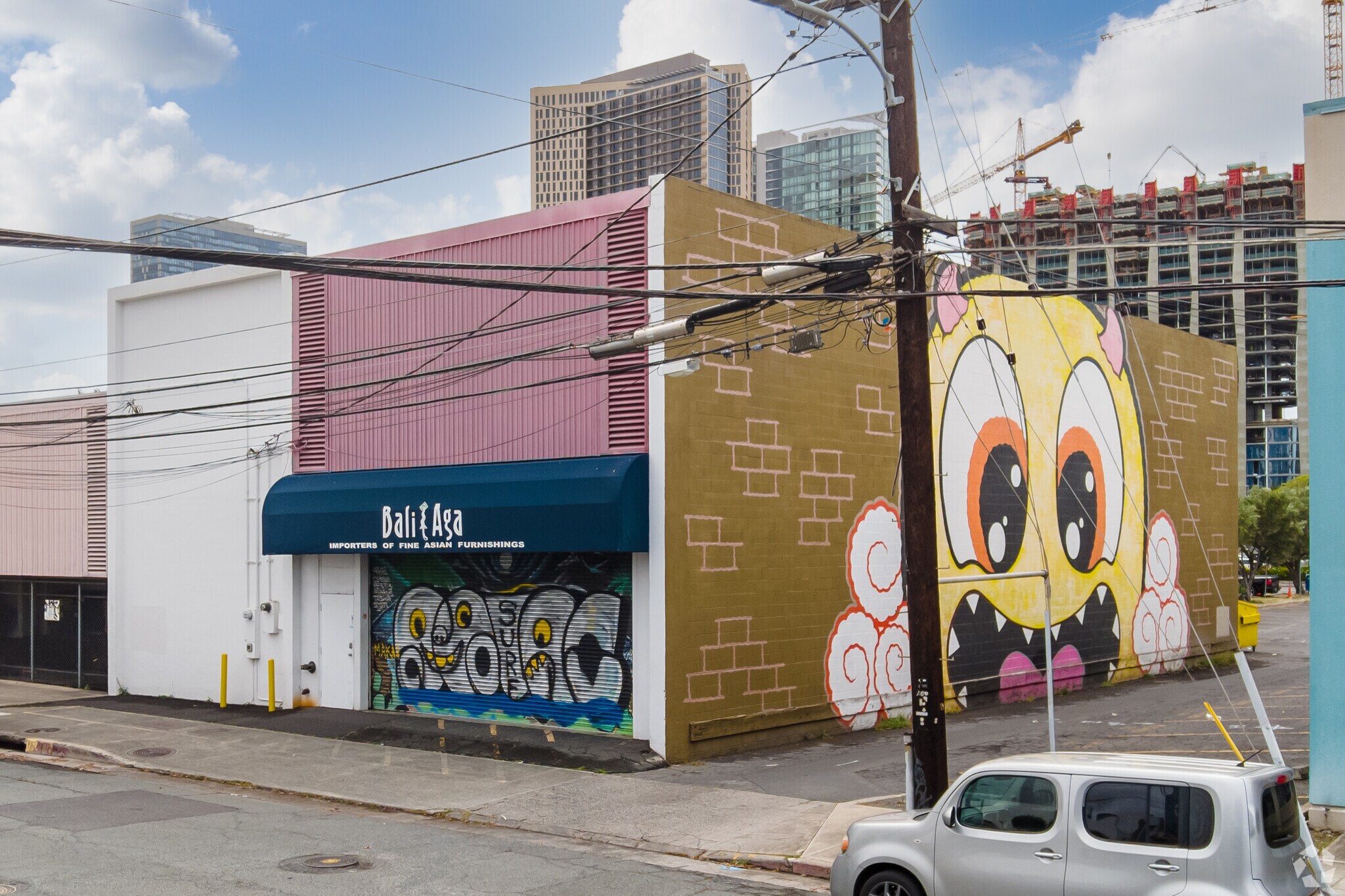 307-323 Kamani St, Honolulu, HI for lease Building Photo- Image 1 of 9