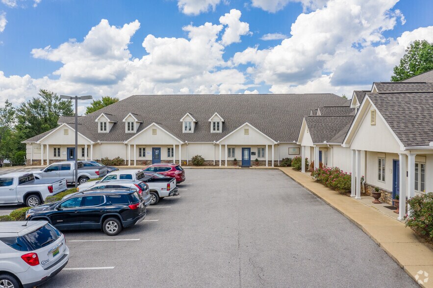 778 N Dean Rd, Auburn, AL à louer - Photo du bâtiment - Image 2 de 6