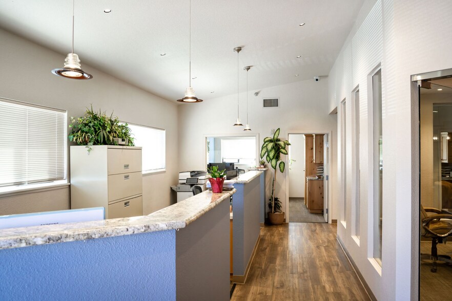 901 Meredith Way, Sparks, NV à vendre - Photo du bâtiment - Image 3 de 18