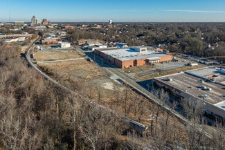 Plus de détails pour 1100 S Elm St, Greensboro, NC - Terrain à louer
