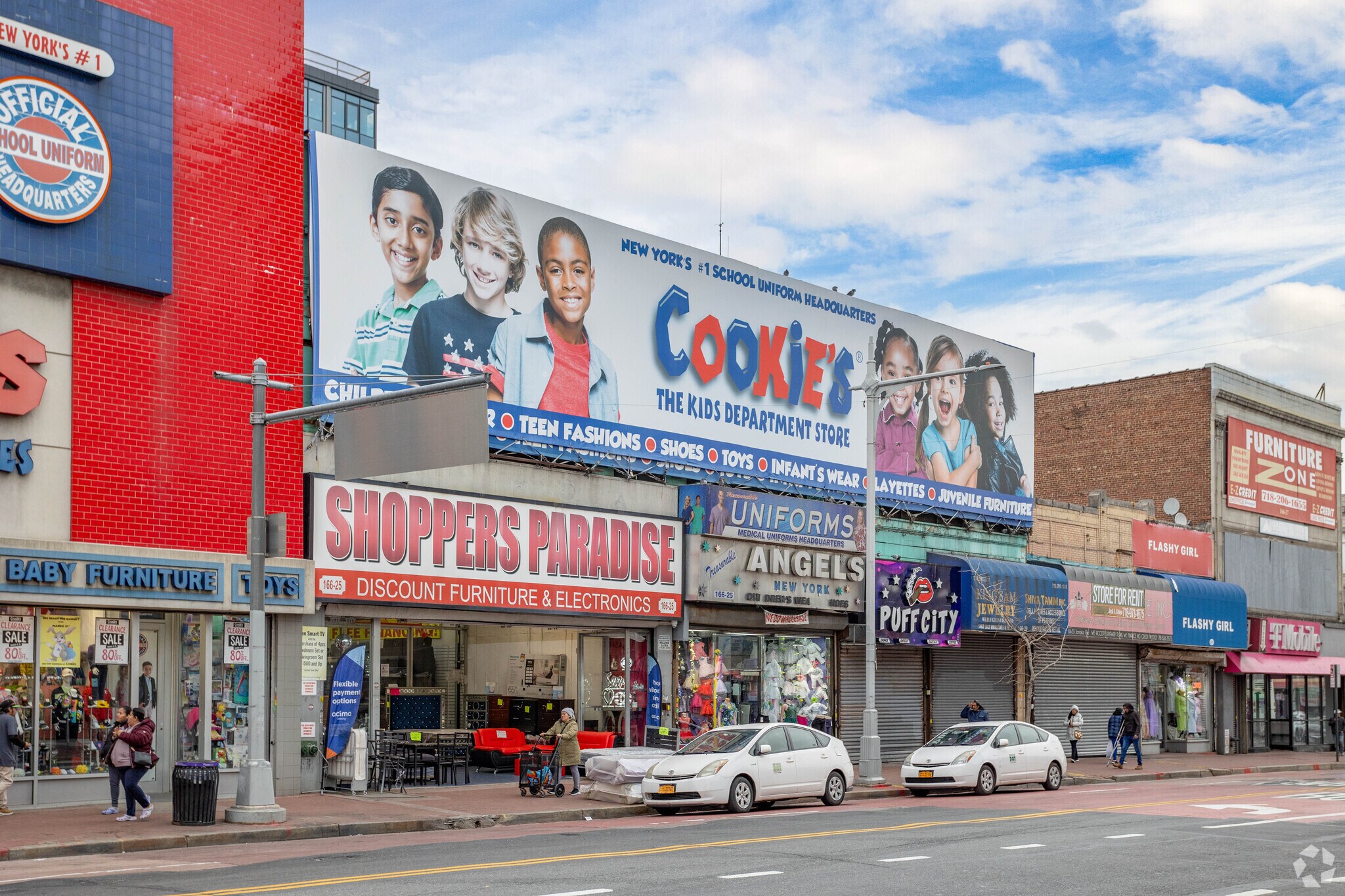 166-25 Jamaica Ave, Jamaica, NY for lease Primary Photo- Image 1 of 9