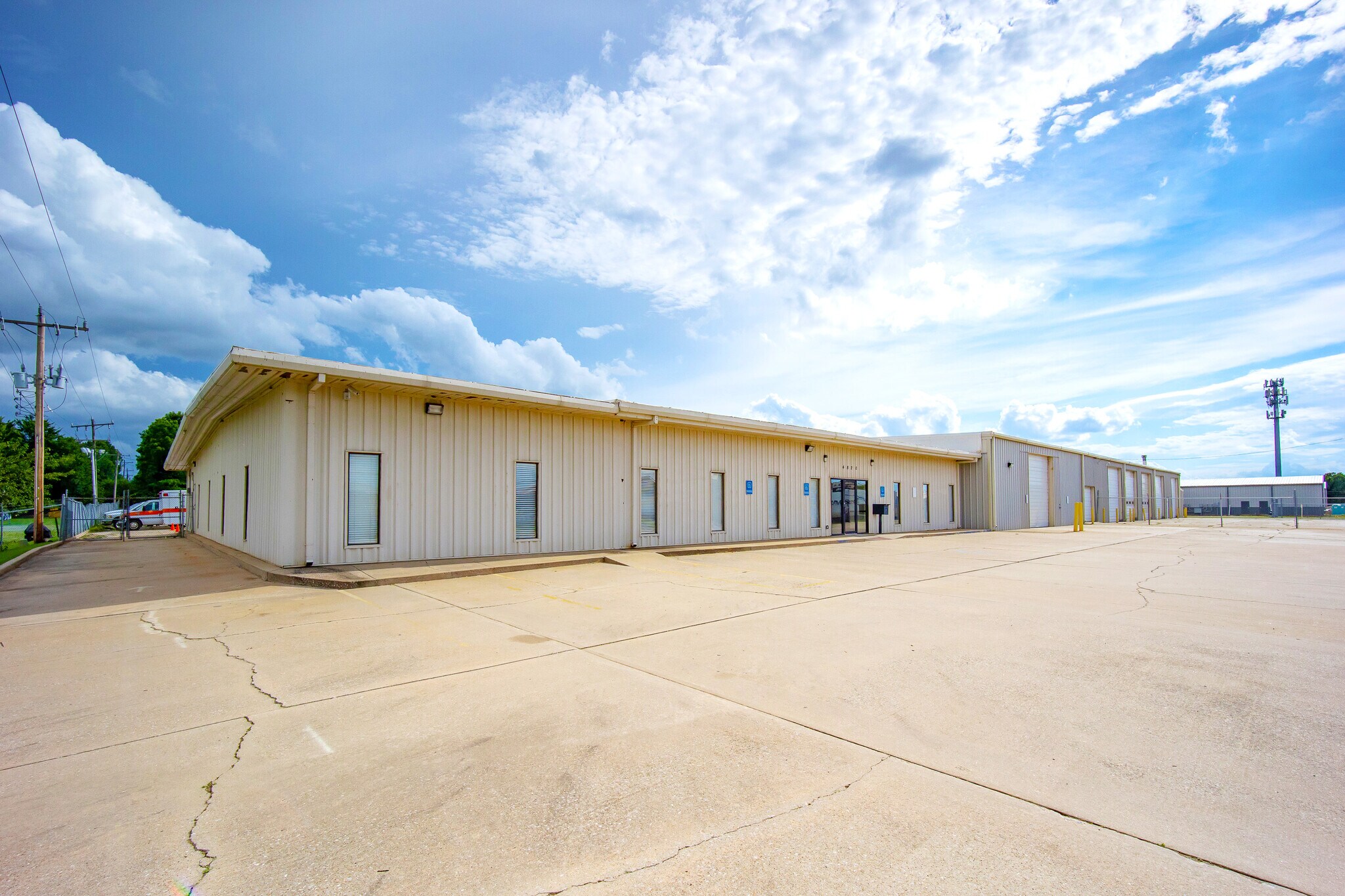 4820 SW 20th St, Oklahoma City, OK à vendre Photo du bâtiment- Image 1 de 1