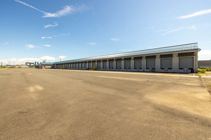 1100 Newark Tpke, Kearny, NJ à louer - Photo du bâtiment - Image 3 de 6