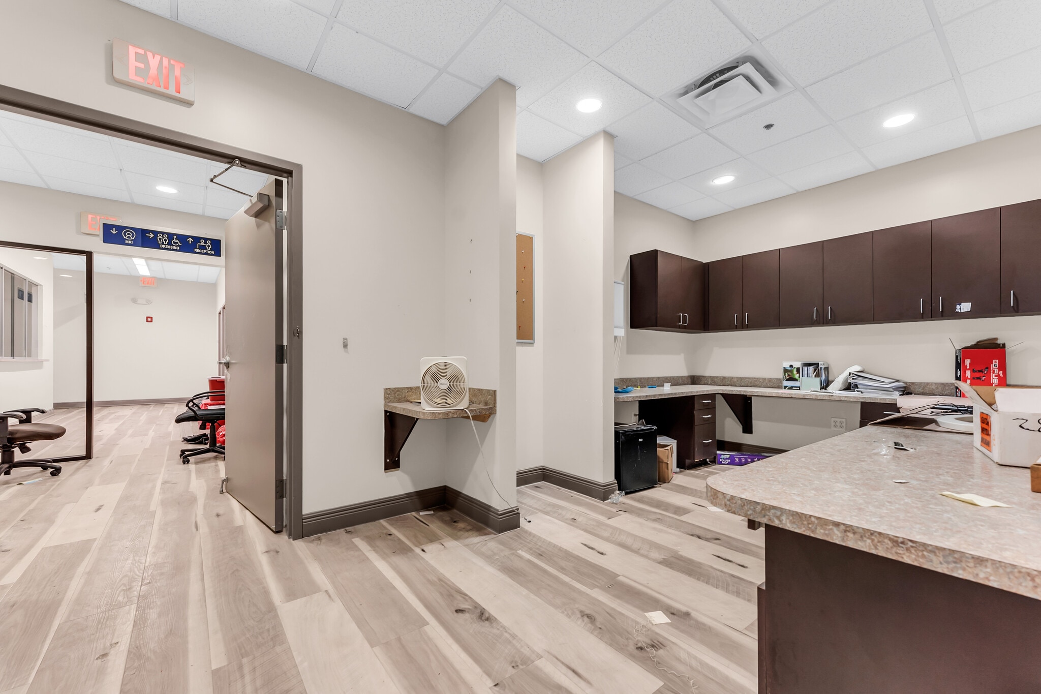 7408 Lake Worth Rd, Lake Worth, FL for lease Interior Photo- Image 1 of 15