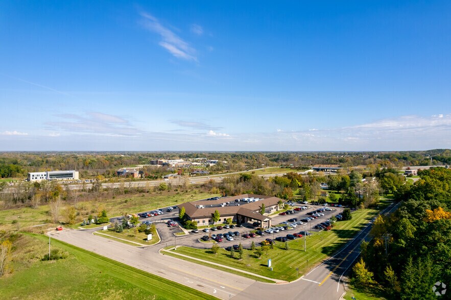 600 Health Park Blvd, Grand Blanc, MI à louer - Aérien - Image 2 de 7