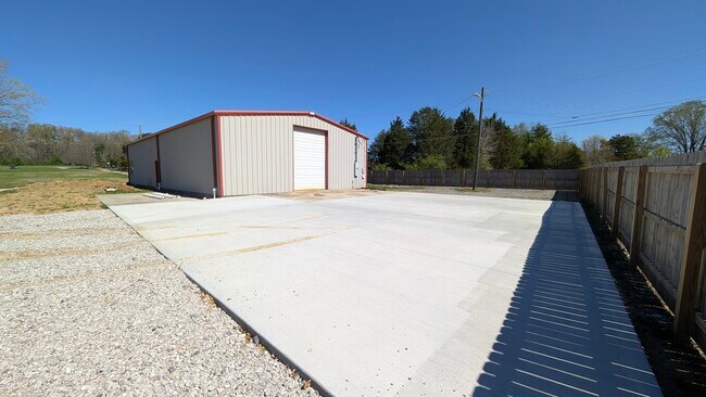 Plus de détails pour 5240 Schaad Rd, Knoxville, TN - Industriel à louer