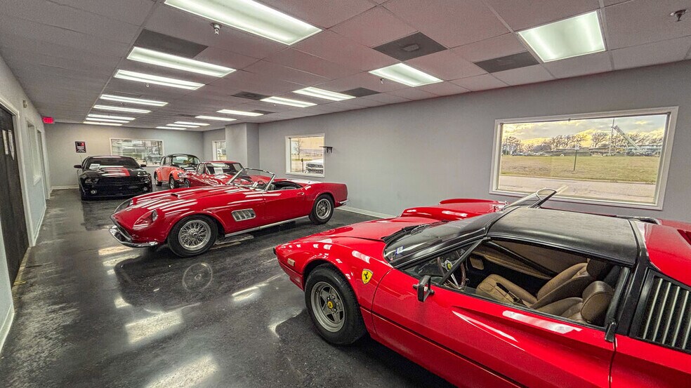 3002 Century Dr, Rowlett, TX à vendre - Photo du bâtiment - Image 2 de 22