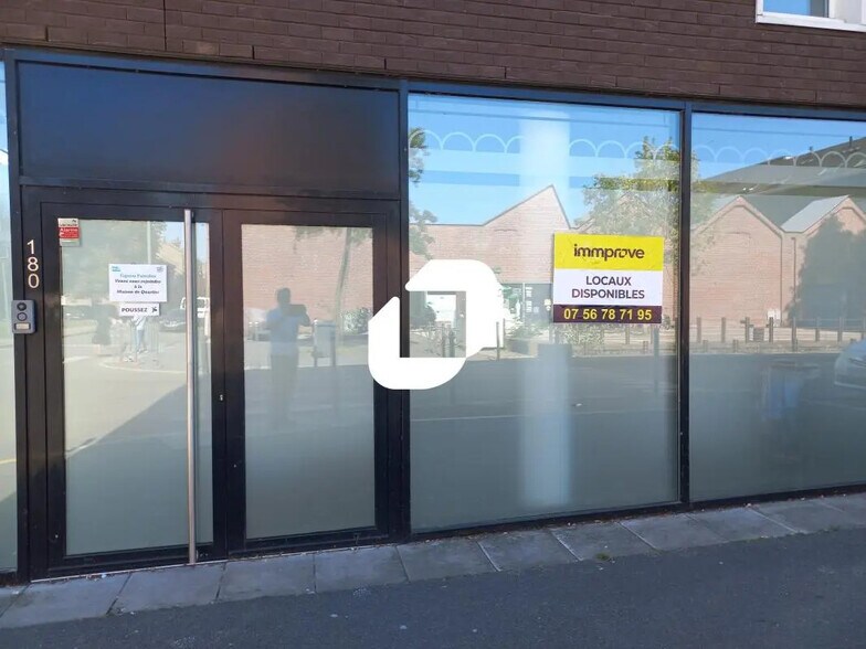 Bureau dans Lille à louer - Photo du bâtiment - Image 2 de 7