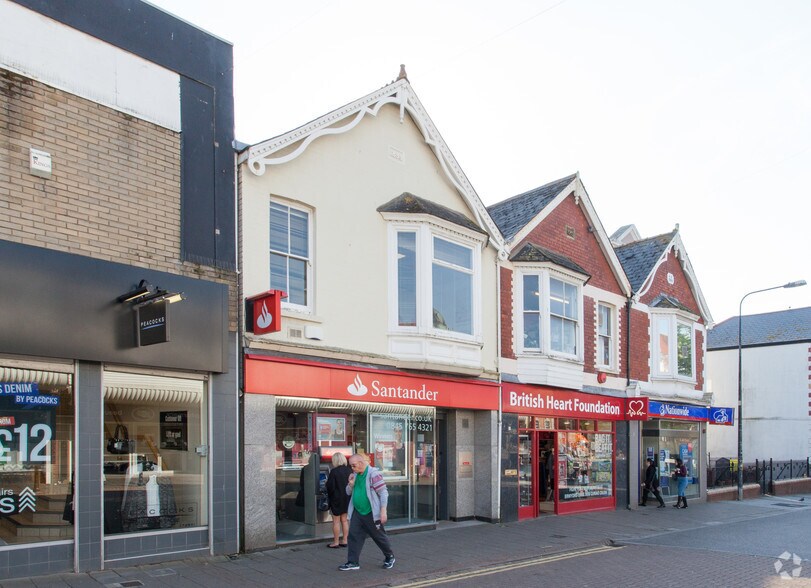 138 Holton Rd, Barry à louer - Photo du bâtiment - Image 2 de 4