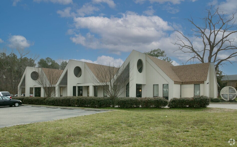 505 Cedar Rd, Chesapeake, VA for lease - Building Photo - Image 1 of 1