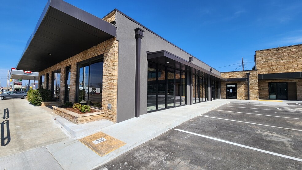 1517-1523 S Harvard Ave, Tulsa, OK for lease - Building Photo - Image 2 of 19