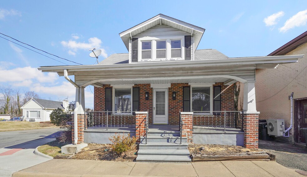 41 E Colonial Hwy, Hamilton, VA à vendre - Photo principale - Image 1 de 32