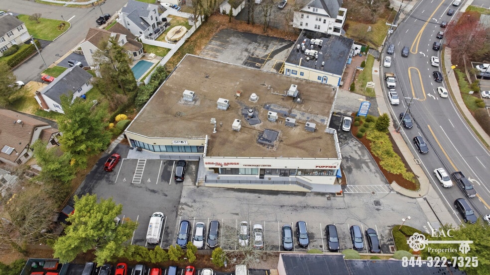 48 Westport Ave, Norwalk, CT for lease - Building Photo - Image 2 of 11