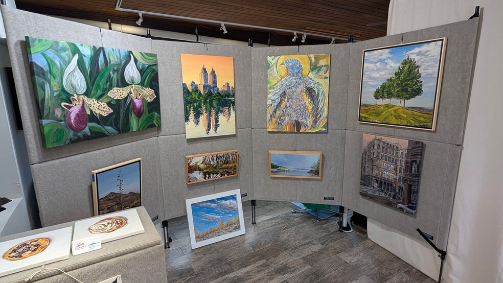 6 Hilltop Rd, Mendham, NJ for sale - Interior Photo - Image 2 of 9