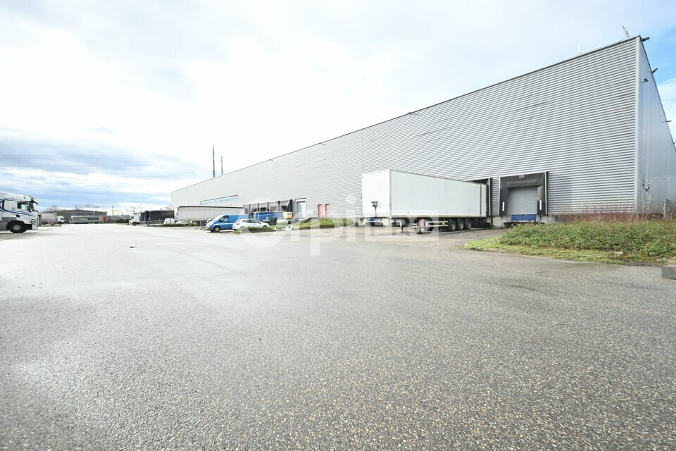 3 Avenue Bernard Vos, Mions for lease Building Photo- Image 1 of 20
