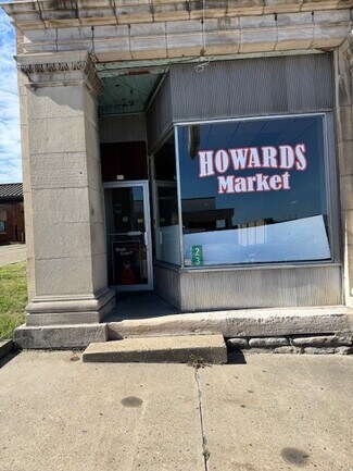 Plus de détails pour 23 N Main St, Masontown, PA - Commerce de détail à louer