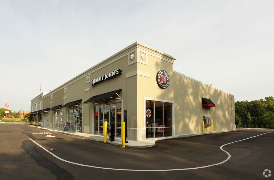 12206 W Markham St, Little Rock, AR à vendre - Photo du bâtiment - Image 2 de 5