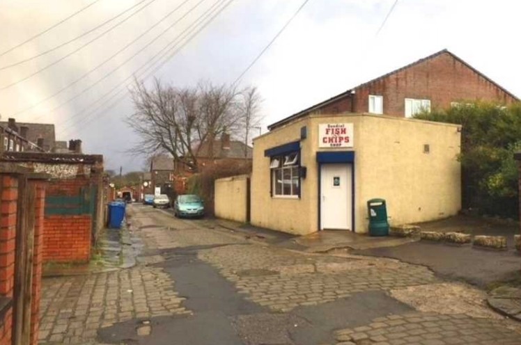 Rear of-322-324 Walmersley Rd, Bury for sale - Primary Photo - Image 1 of 1