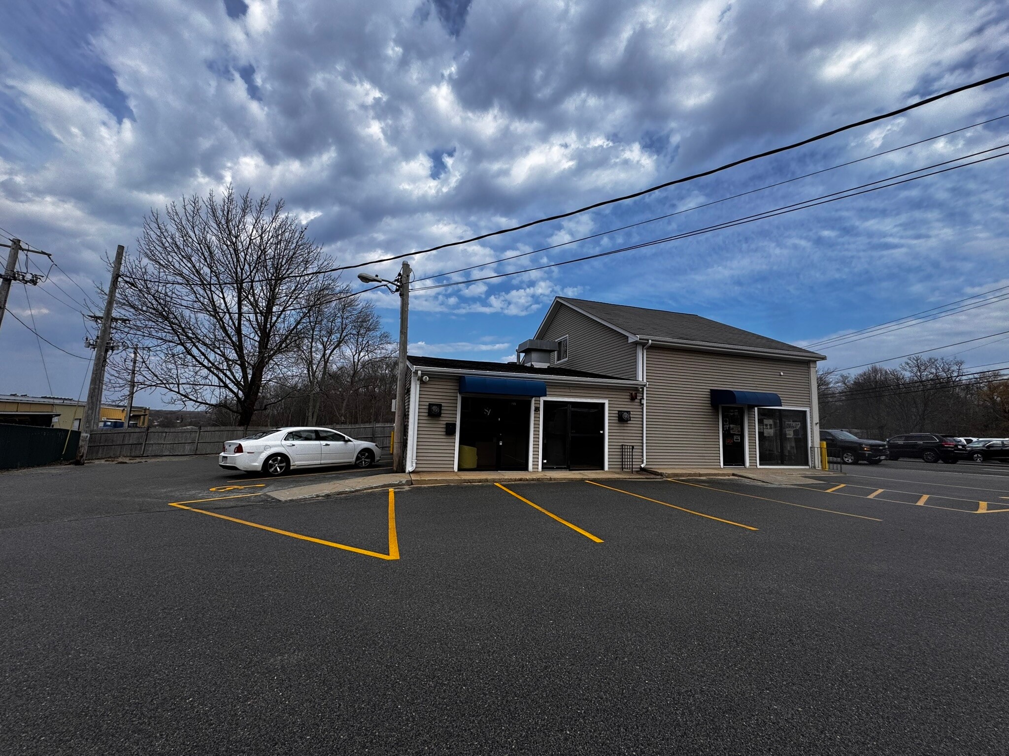 1273 Gar Hwy, Somerset, MA for lease Primary Photo- Image 1 of 10
