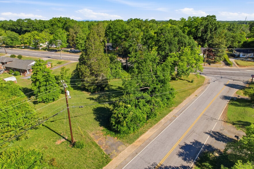 304 Ammons Rd, Spartanburg, SC à vendre - Photo du bâtiment - Image 3 de 5