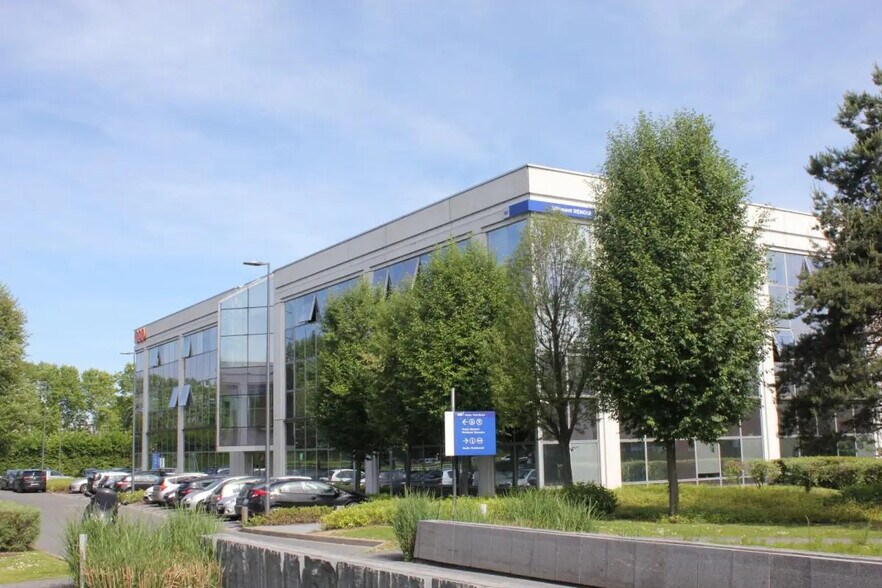 Flex dans Villepinte à louer - Photo du bâtiment - Image 1 de 35