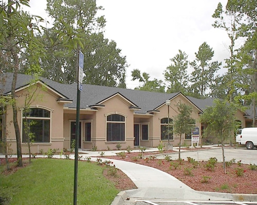 7563 Philips Hwy, Jacksonville, FL à louer - Photo principale - Image 1 de 1