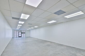 514-548 Palisades Dr, Pacific Palisades, CA for lease Interior Photo- Image 2 of 2