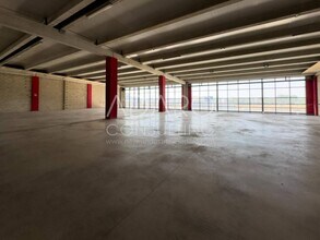 Industrial in Alcalá de Henares, Madrid for lease Interior Photo- Image 1 of 16