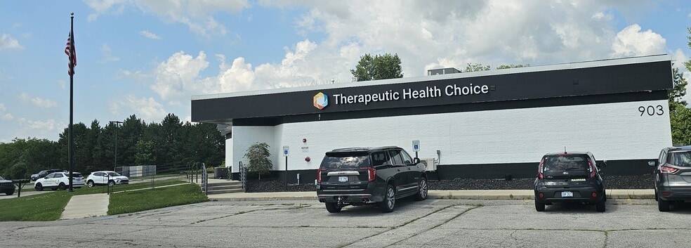 903 N Euclid Ave, Bay City, MI for lease - Building Photo - Image 3 of 3