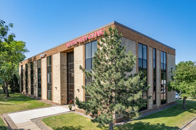 More details for 7362 NE University Ave W, Minneapolis, MN - Office for Lease