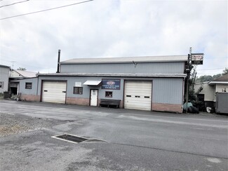 Plus de détails pour 1202 7th St, Seward, PA - Vente au détail à vendre