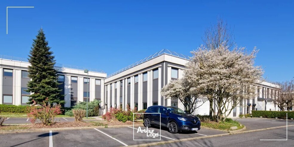 21 Rue Du Petit, Cergy à louer - Photo du bâtiment - Image 2 de 10