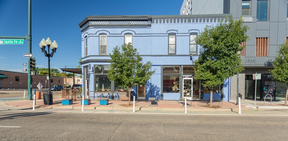 1201 Santa Fe Dr, Denver, CO à louer - Photo du bâtiment - Image 2 de 15