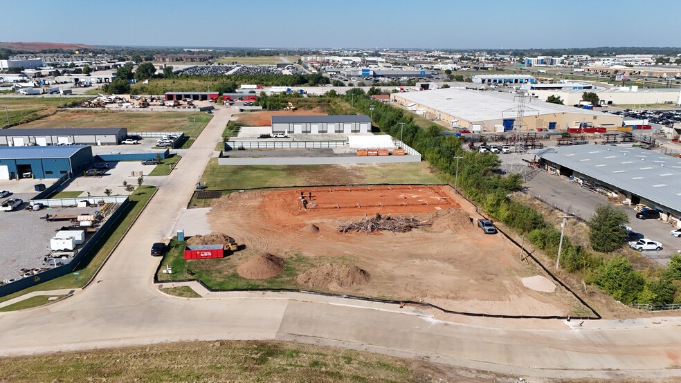 4901 Bishop Dr, Oklahoma City, OK à vendre - Aérien - Image 3 de 7