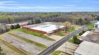 Plus de détails pour 900 W Academy St, Cherryville, NC - Industriel à vendre
