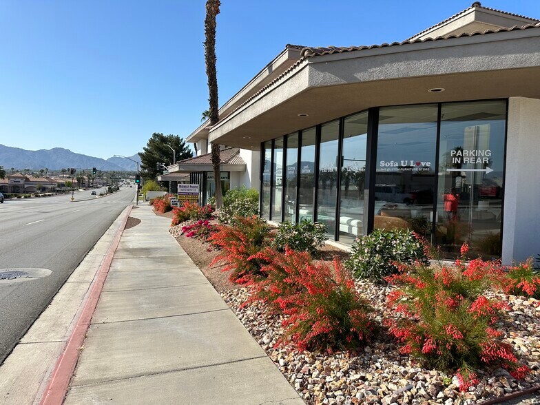 72171 Highway 111, Palm Desert, CA à vendre - Photo du bâtiment - Image 3 de 19